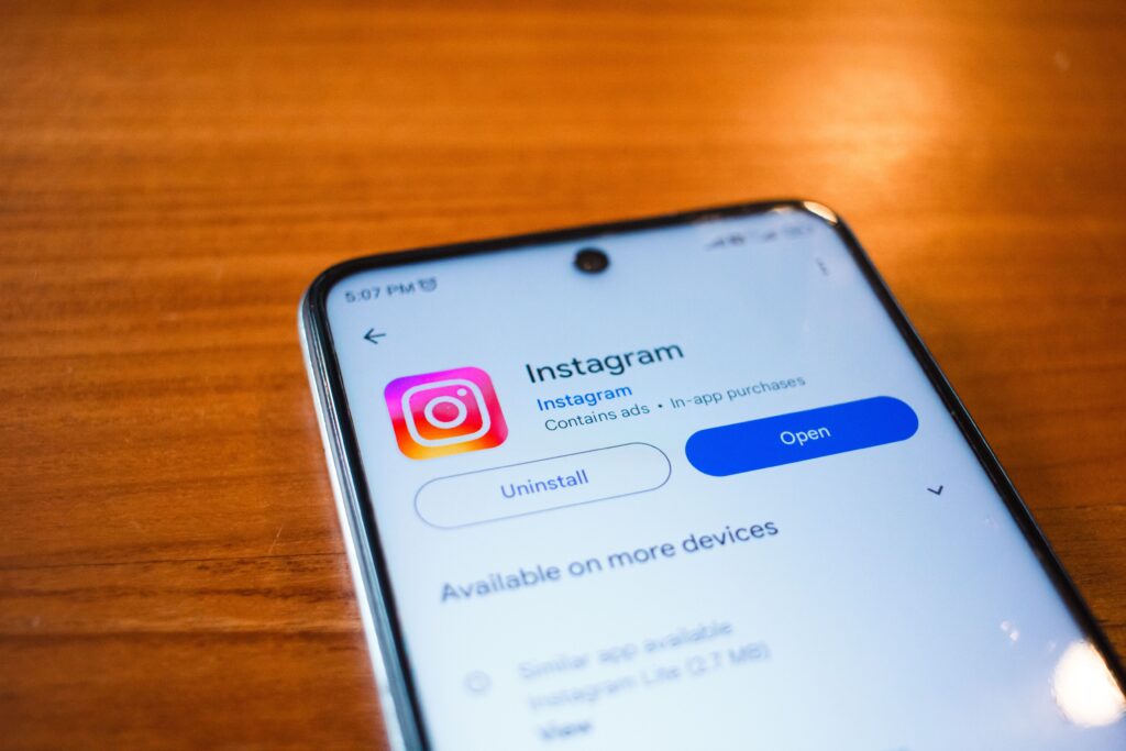 Visible download option of instagram application on iphone.